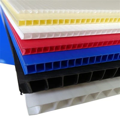 波形プラスチックボード